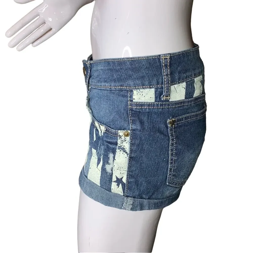 lei Ashley Low Rise Montana Shorts Size 5 Patriotic Stars and Stripes gr…
